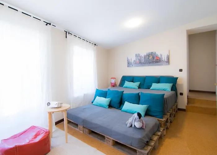 Antiguo Horno De Maria Y Mielgo * Muelas del Pan